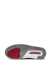Jordan 3 - Cardinal Red