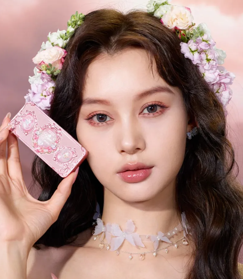 Flower knows midsummer fairytales collection eyebrow palette 03 apricots rosé